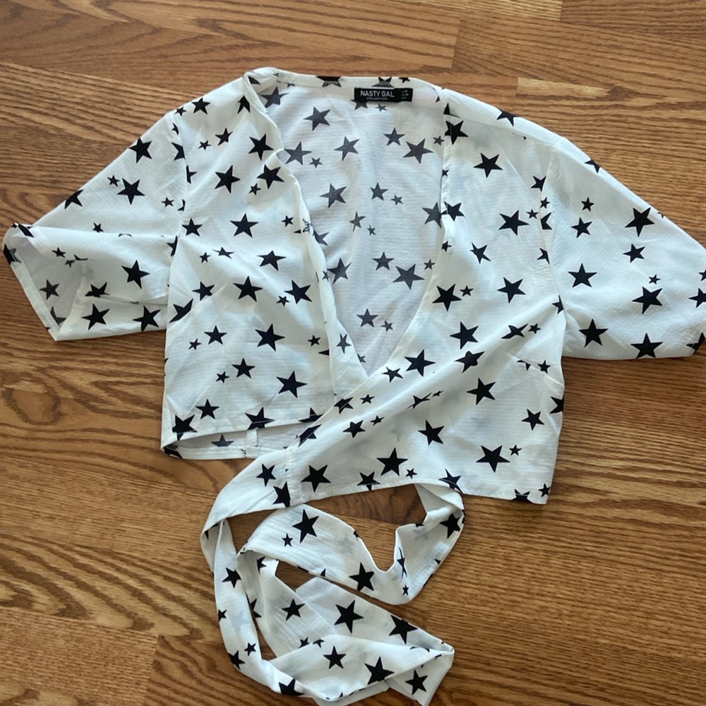Nasty Gal, Size 6 Crop Top